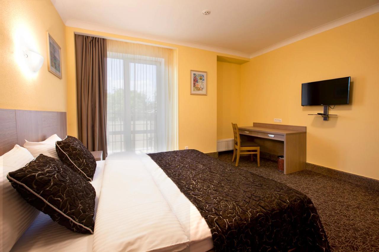 Grand Otrada Hotel Resort & Spa Odessa Dış mekan fotoğraf