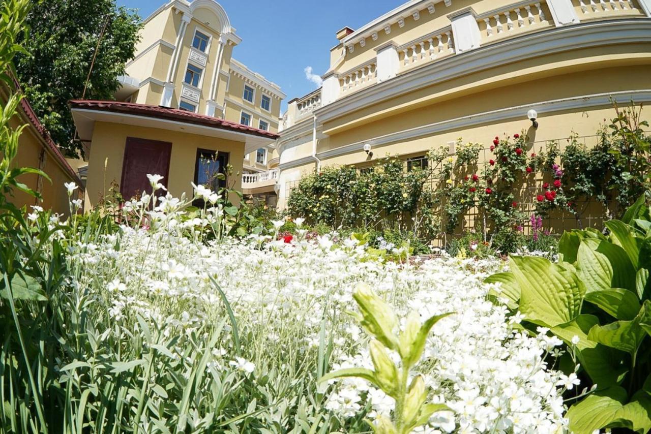 Grand Otrada Hotel Resort & Spa Odessa Dış mekan fotoğraf
