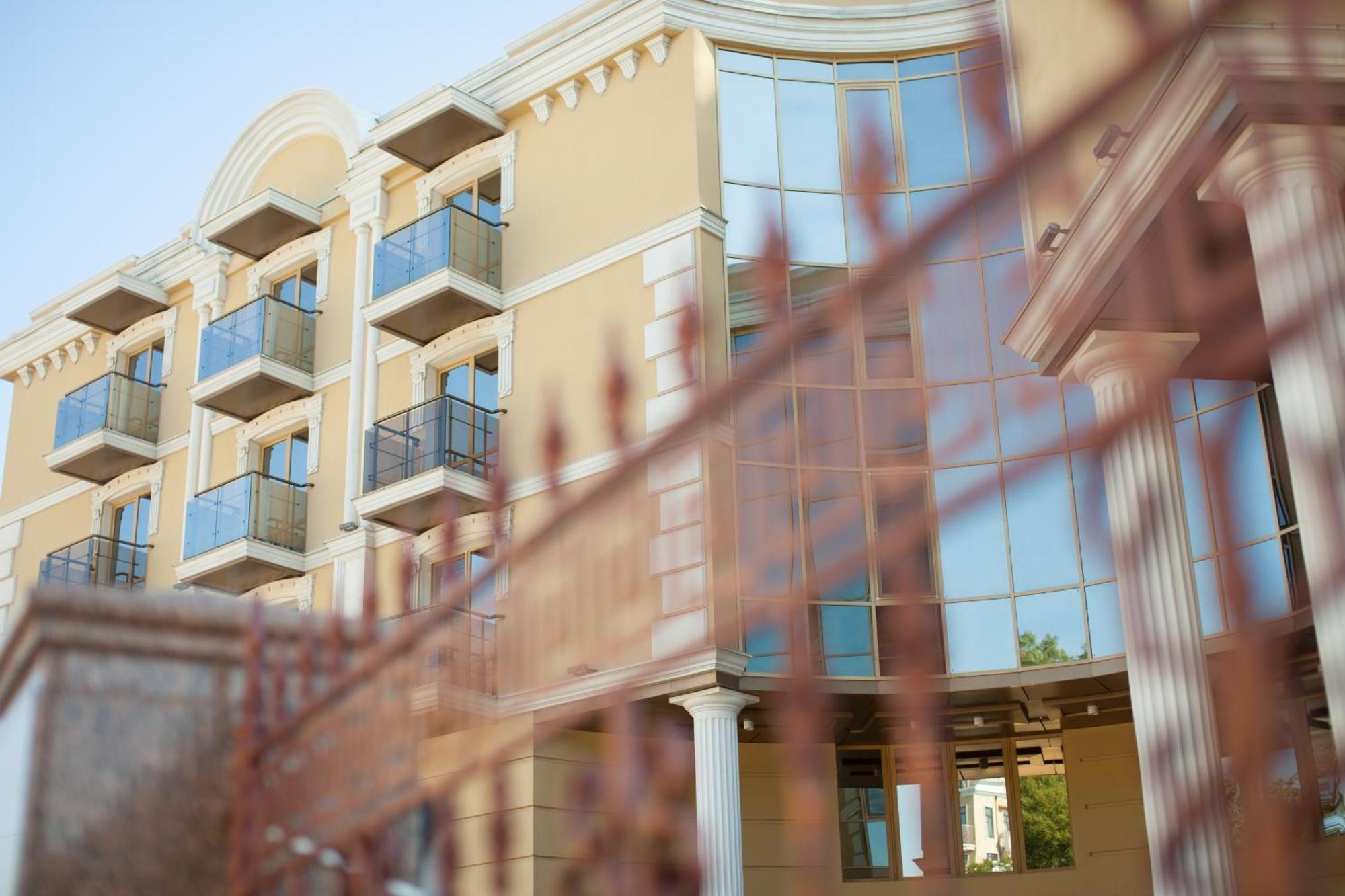 Grand Otrada Hotel Resort & Spa Odessa Dış mekan fotoğraf