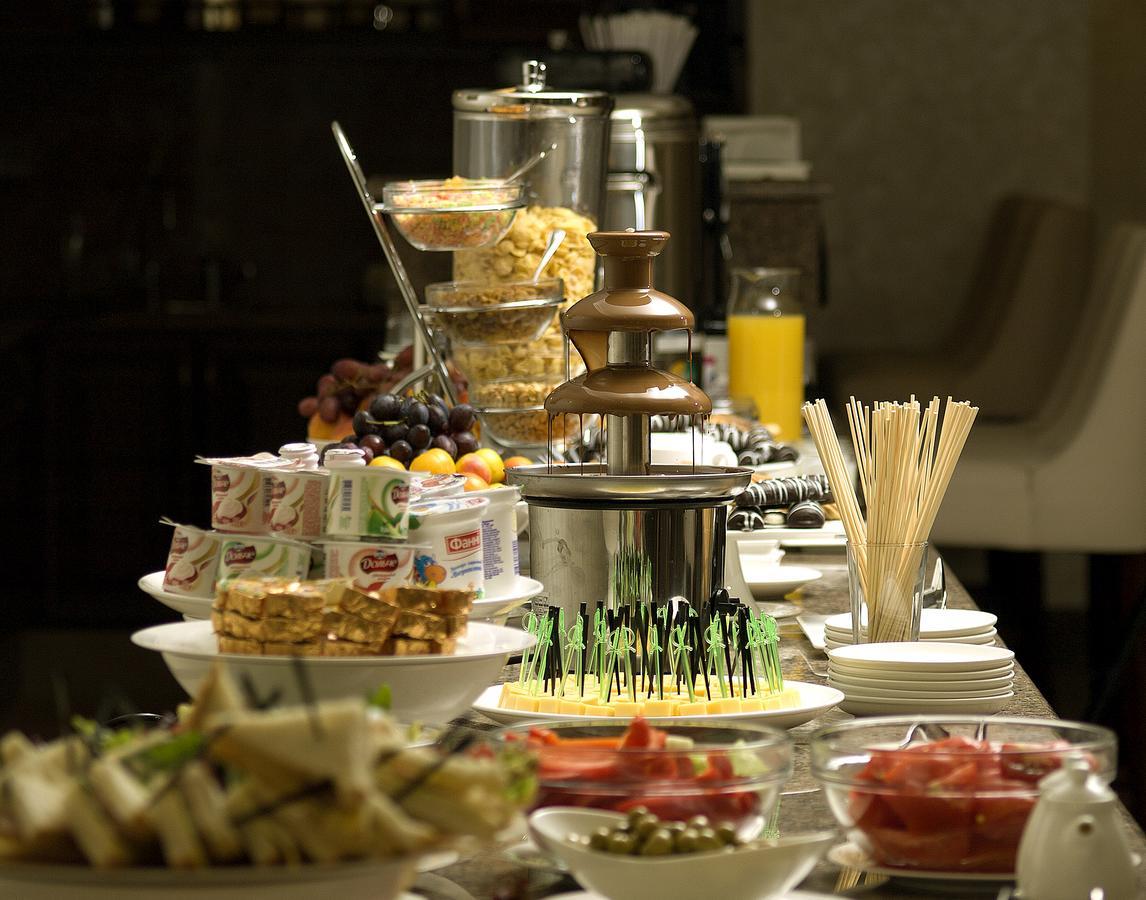 Grand Otrada Hotel Resort & Spa Odessa Dış mekan fotoğraf