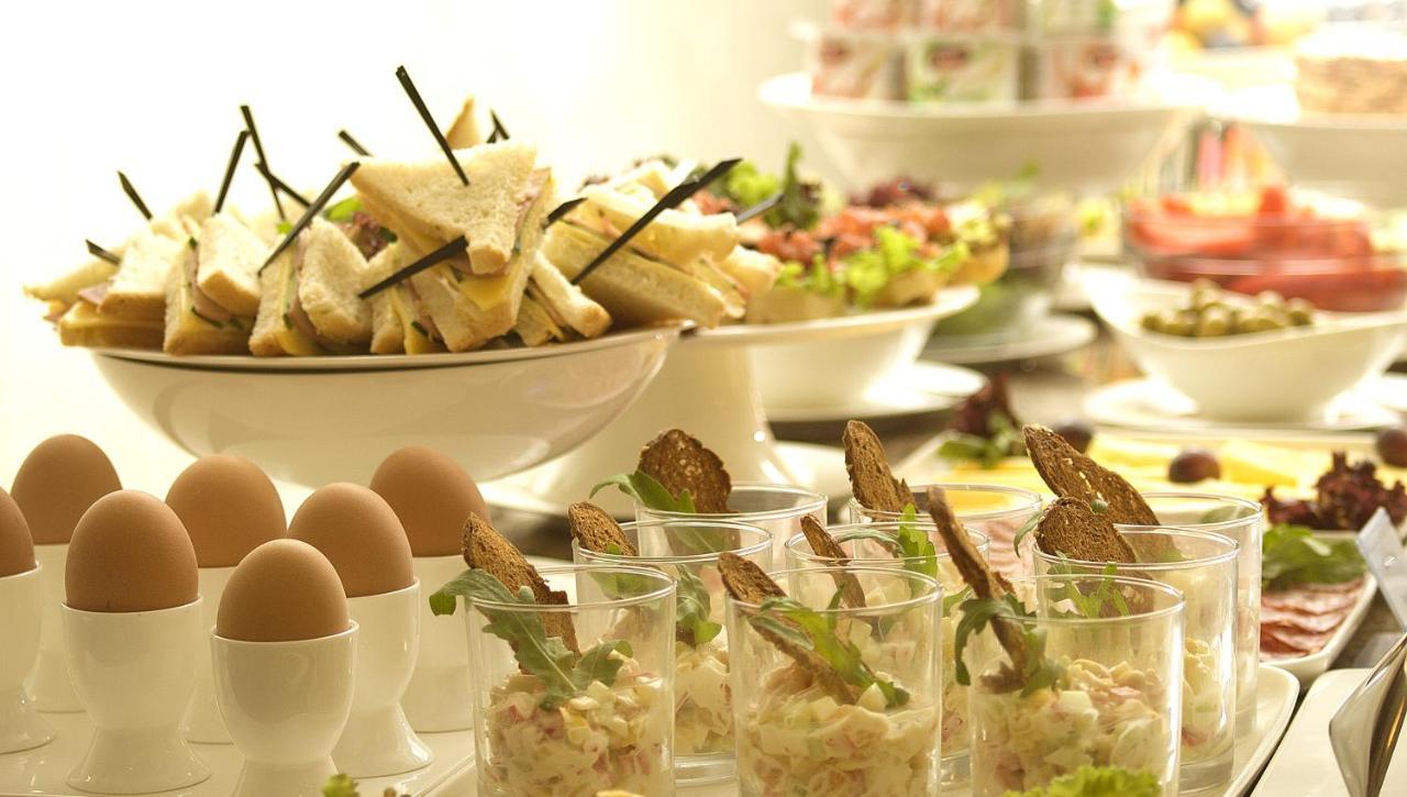 Grand Otrada Hotel Resort & Spa Odessa Dış mekan fotoğraf
