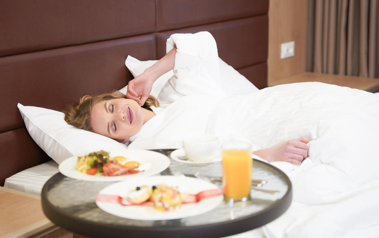 Grand Otrada Hotel Resort & Spa Odessa Dış mekan fotoğraf