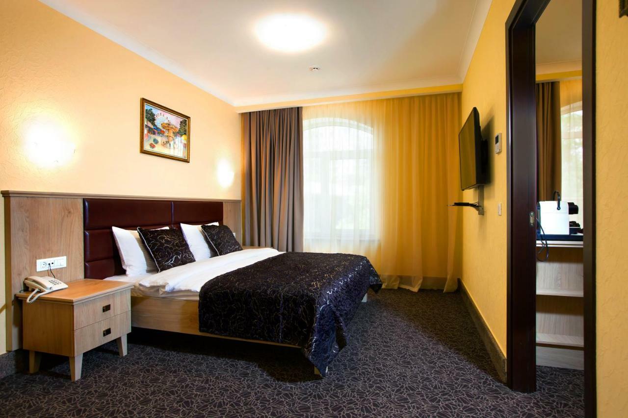 Grand Otrada Hotel Resort & Spa Odessa Dış mekan fotoğraf