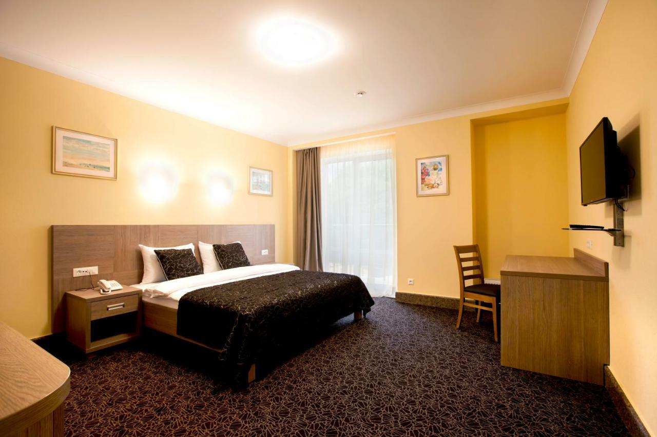 Grand Otrada Hotel Resort & Spa Odessa Dış mekan fotoğraf