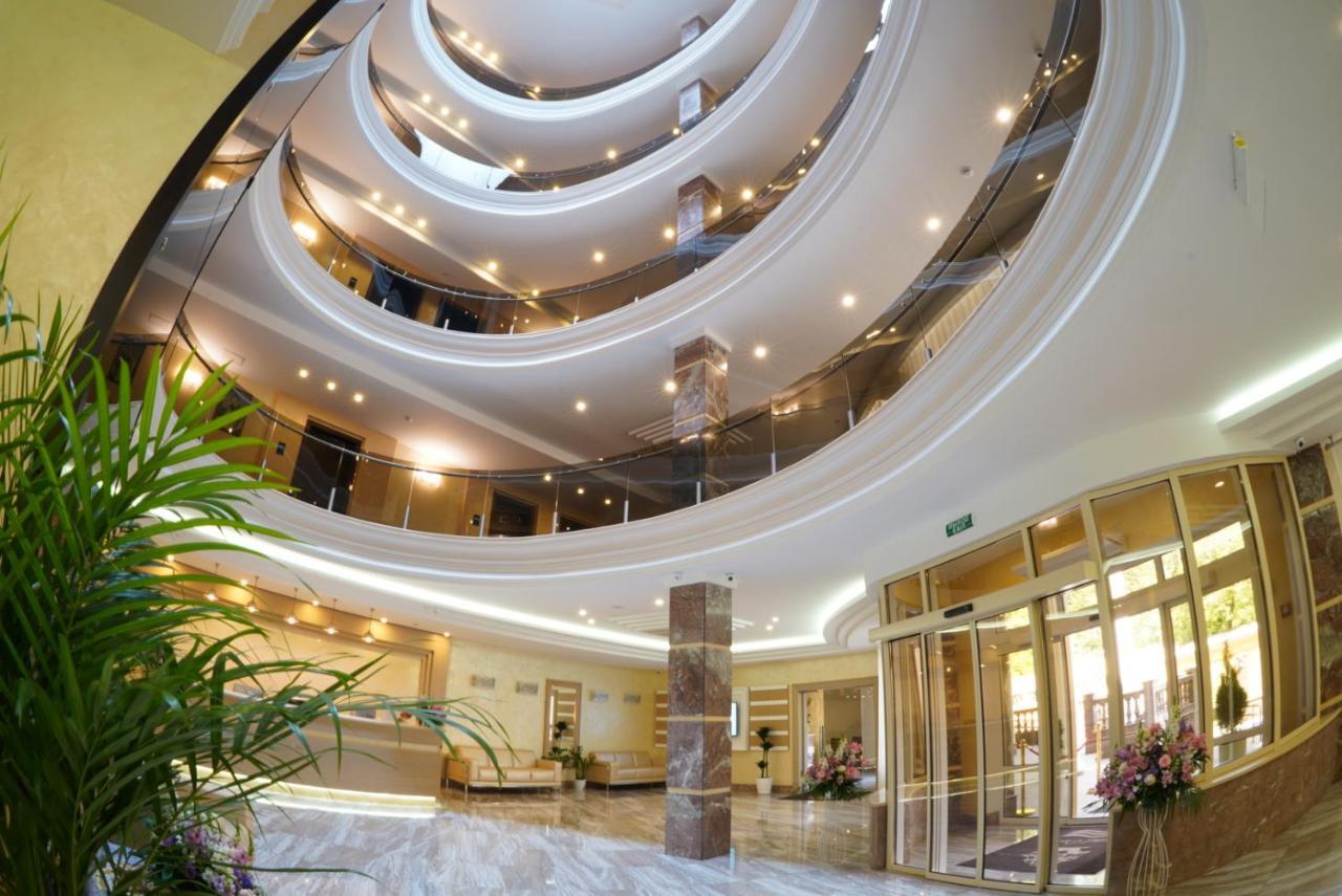 Grand Otrada Hotel Resort & Spa Odessa Dış mekan fotoğraf